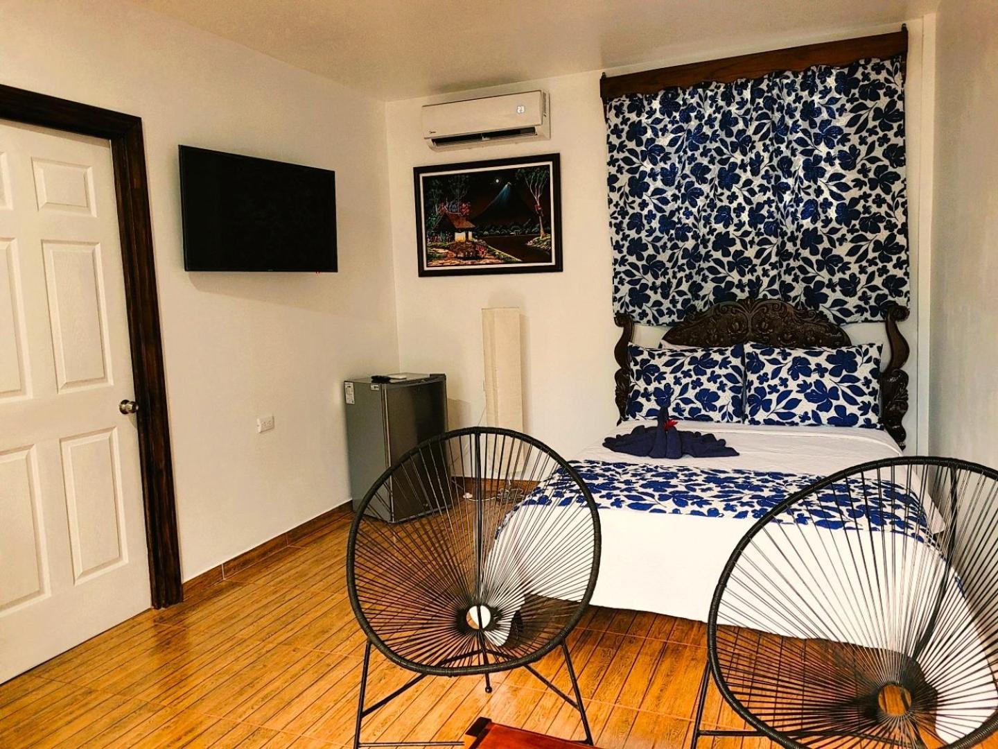 Tico Bed & Breakfast Ла Фортуна Экстерьер фото