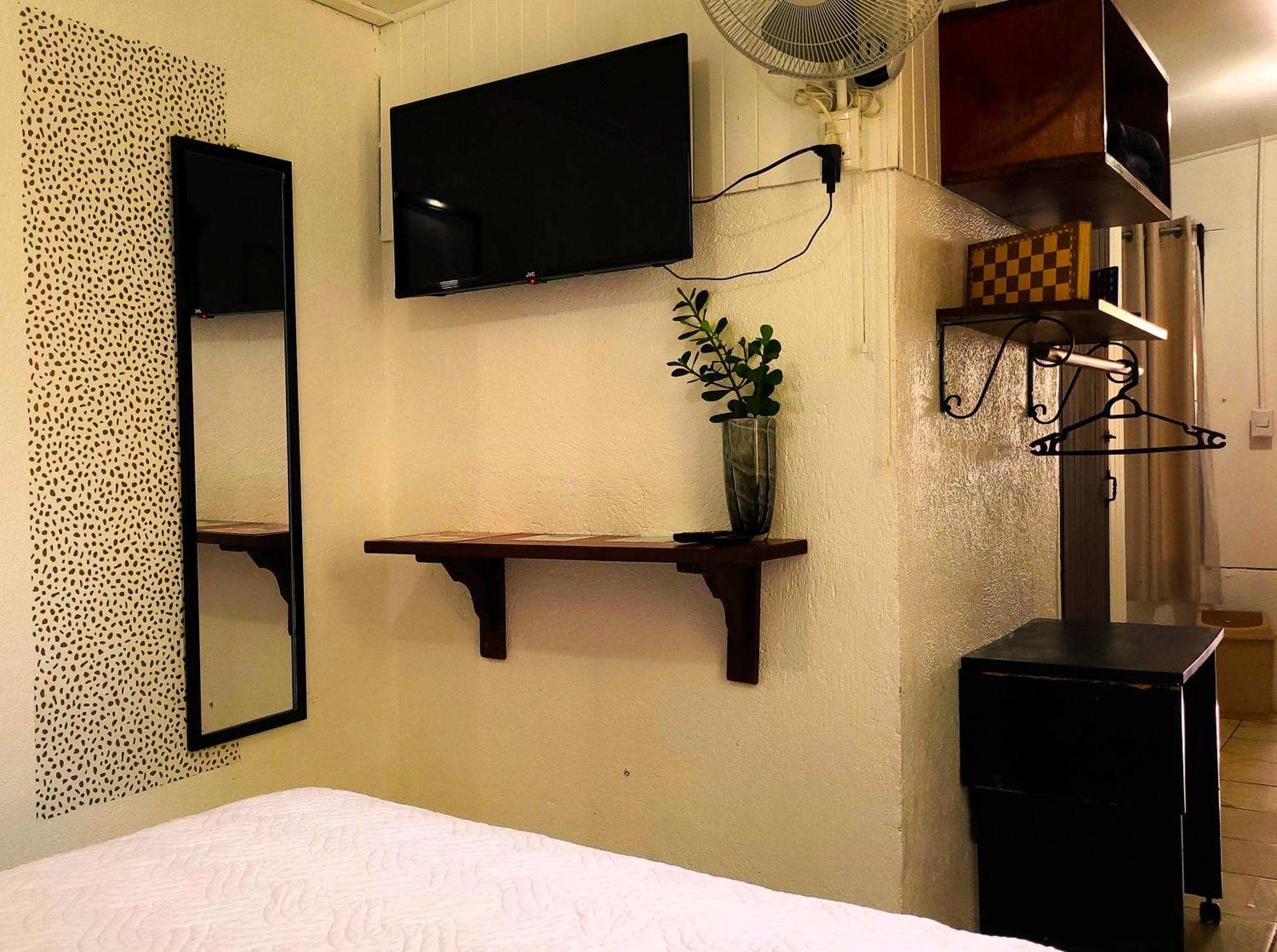 Tico Bed & Breakfast Ла Фортуна Экстерьер фото